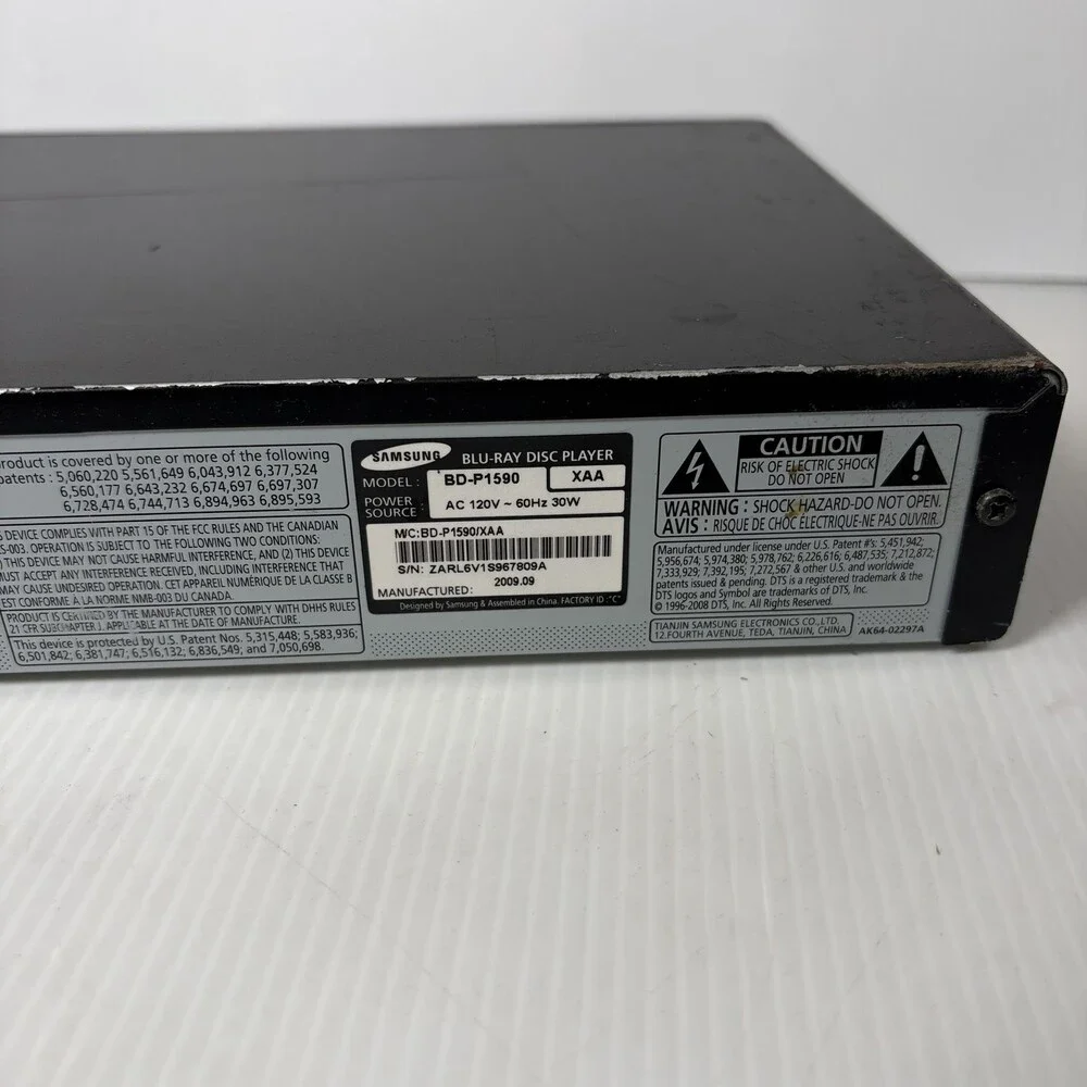 Samsung BD-P1590 Blu-ray Disc Player 1080p Full HD Anynet+ HDMI USB LAN DVD
